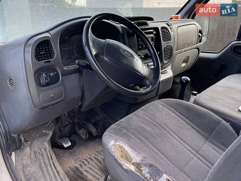 Микроавтобус грузовой (до 3,5т) Ford Transit 2005 в Черновцах