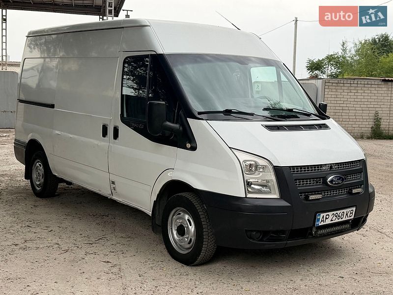 Ford Transit 2010