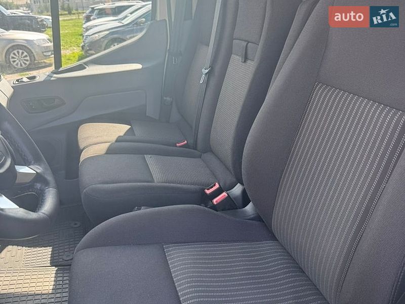 Грузопассажирский фургон Ford Transit 2015 в Полтаве фото 5 Грузопассажирский фургон Ford Transit 2015 в Полтаве