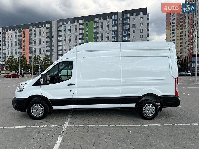 Вантажний фургон Ford Transit 2020 в Ірпені