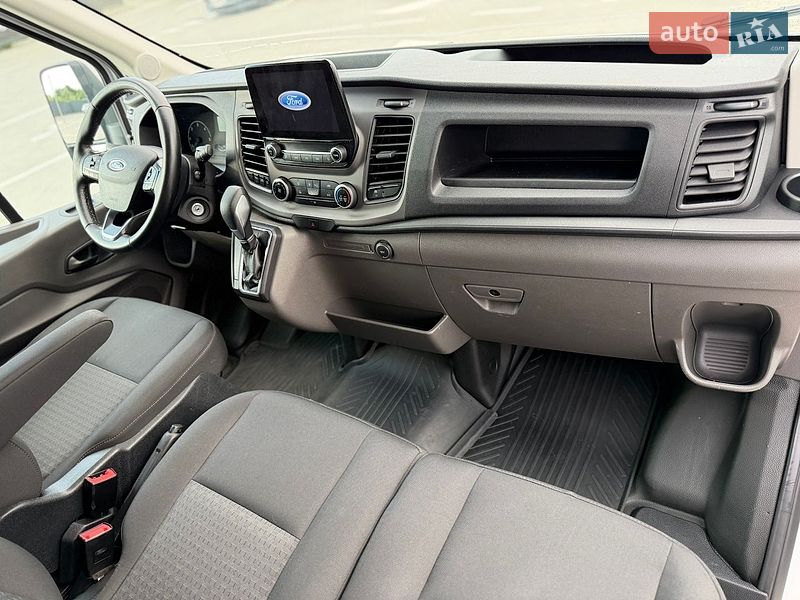 Вантажний фургон Ford Transit 2020 в Ірпені