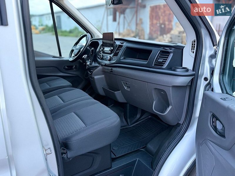 Вантажний фургон Ford Transit 2022 в Вінниці