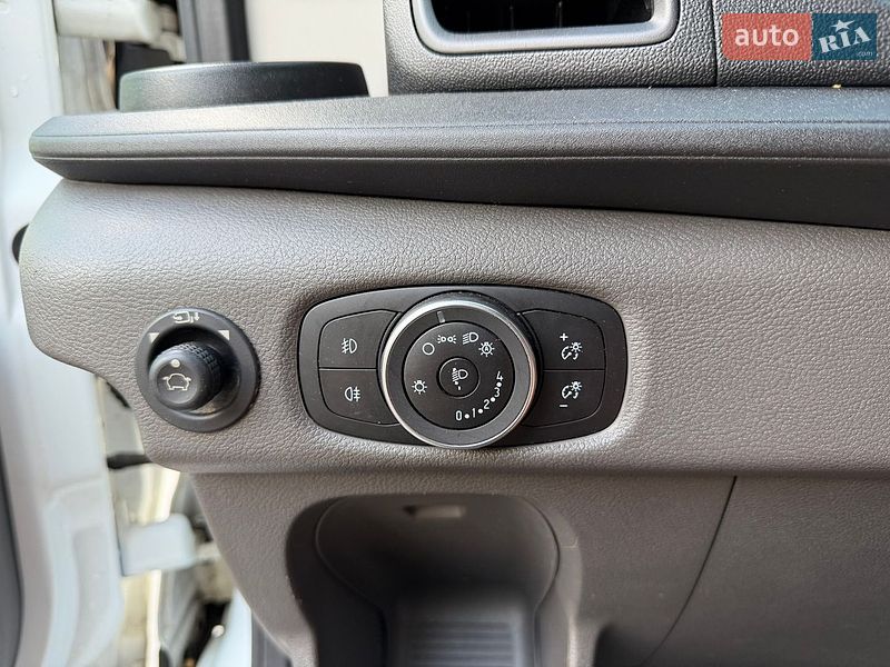 Грузовой фургон Ford Transit 2021 в Киеве