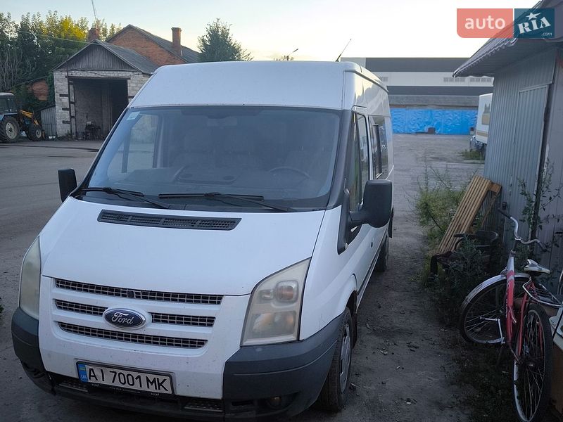 Грузопассажирский фургон Ford Transit 2012 в Гореничах