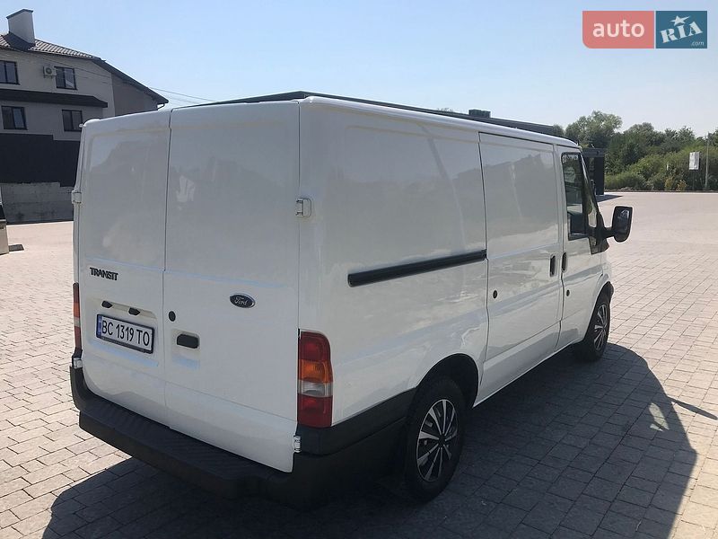 Грузовой фургон Ford Transit 2001 в Львове