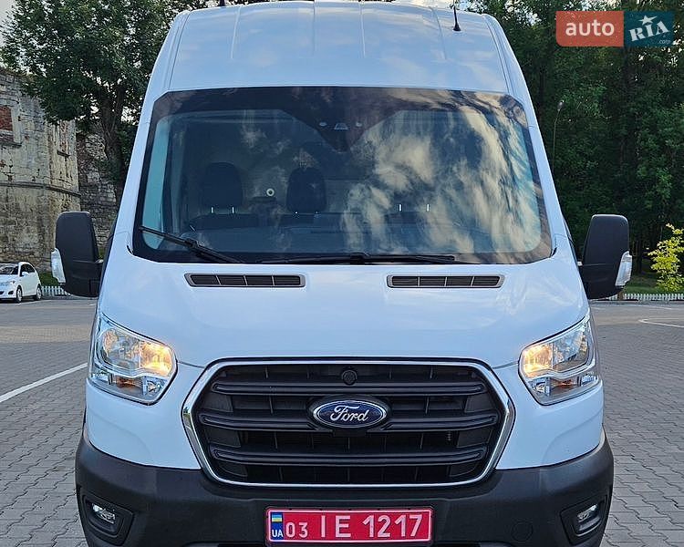 Ford Transit 2022