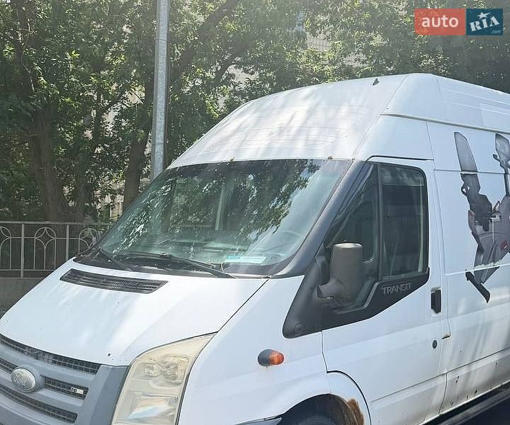 Грузовой фургон Ford Transit 2008 в Киеве