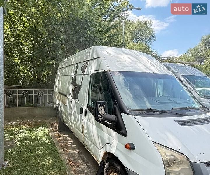 Грузовой фургон Ford Transit 2008 в Киеве