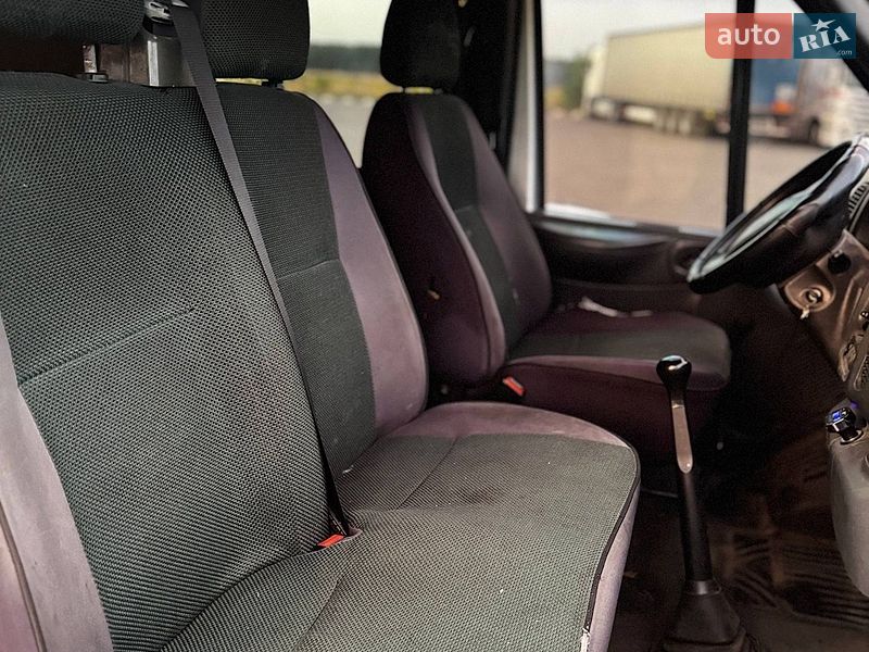 Мікровен Ford Transit 2003 в Радивиліві