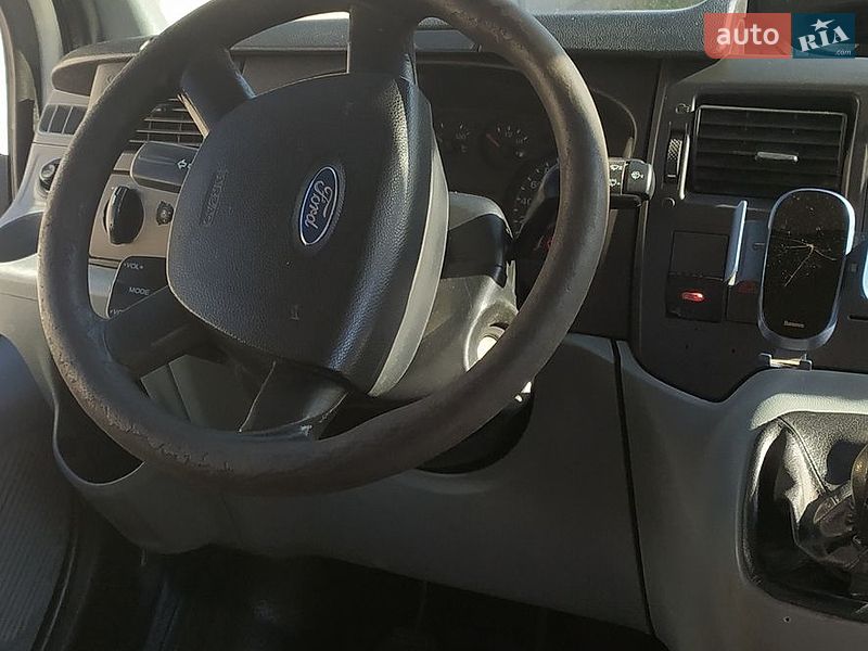 Мінівен Ford Transit 2007 в Рівному фото 15 Мінівен Ford Transit 2007 в Рівному