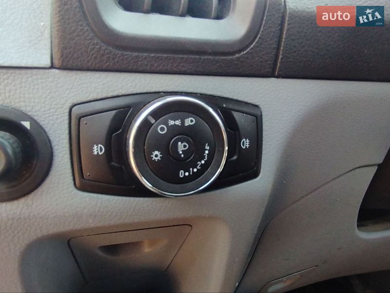 Мінівен Ford Transit 2015 в Прилуках фото 12 Мінівен Ford Transit 2015 в Прилуках