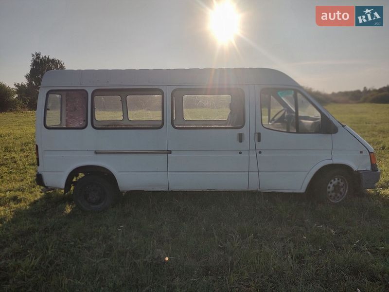 Микровэн Ford Transit 1992 в Львове