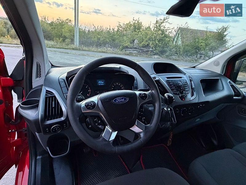 Вантажний фургон Ford Transit 2015 в Рівному фото 13 Вантажний фургон Ford Transit 2015 в Рівному