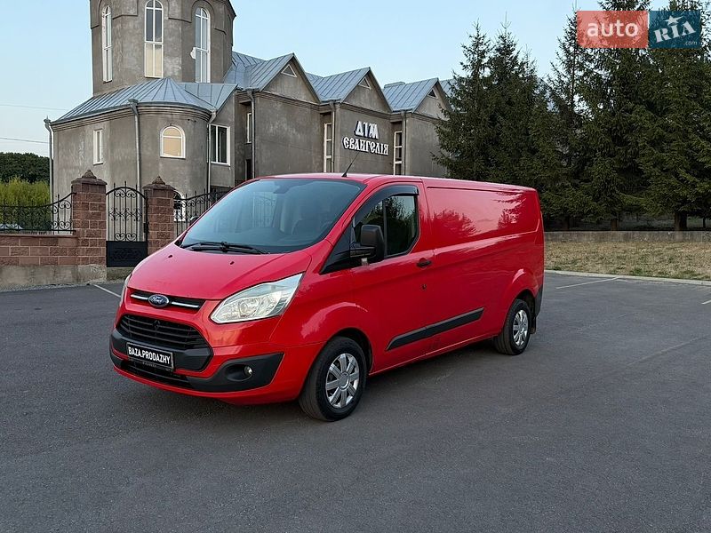 Вантажний фургон Ford Transit 2015 в Рівному