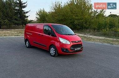 Вантажний фургон Ford Transit 2015 в Рівному