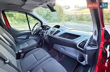 Вантажний фургон Ford Transit 2015 в Рівному