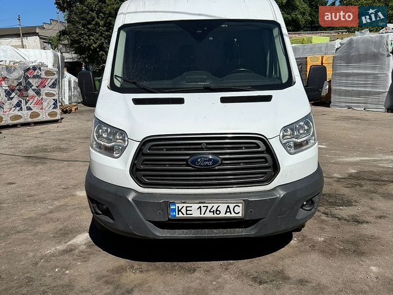 Вантажний фургон Ford Transit 2018 в Дніпрі
