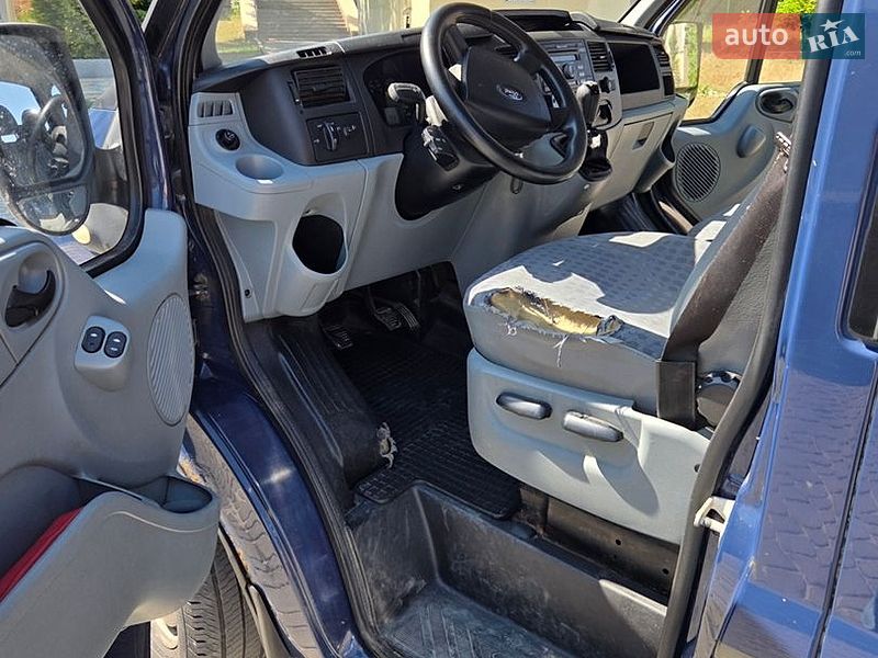 Минивэн Ford Transit 2007 в Кременце