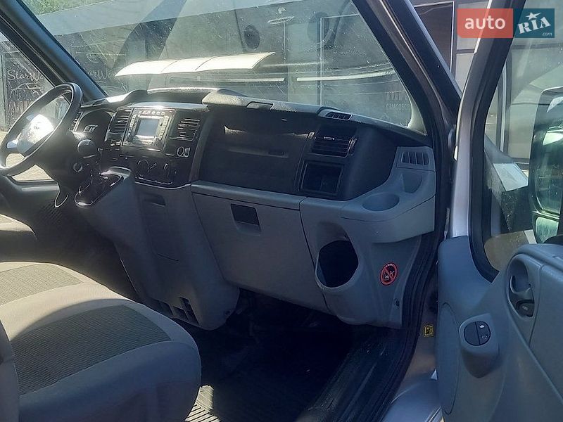 Вантажний фургон Ford Transit 2013 в Немирові