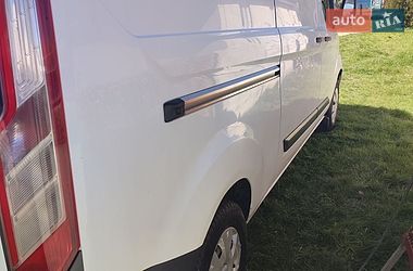 Грузовой фургон Ford Transit 2015 в Кельменцах