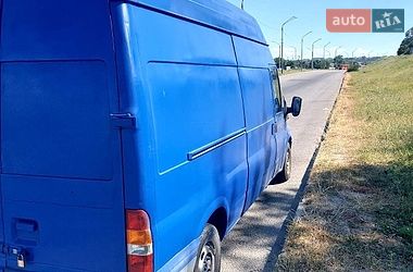 Вантажний фургон Ford Transit 2002 в Дніпрі