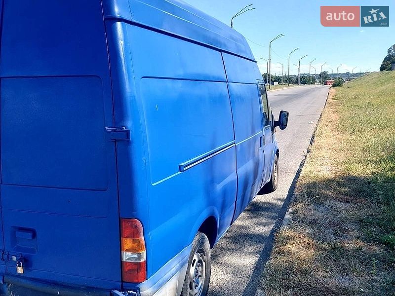 Вантажний фургон Ford Transit 2002 в Дніпрі