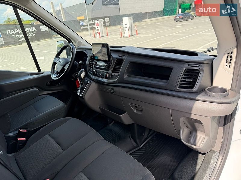 Грузовой фургон Ford Transit 2019 в Ирпене