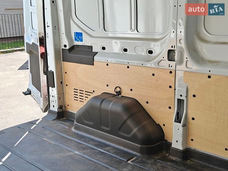 Мікроавтобус вантажний (до 3,5т) Ford Transit 2018 в Полтаві