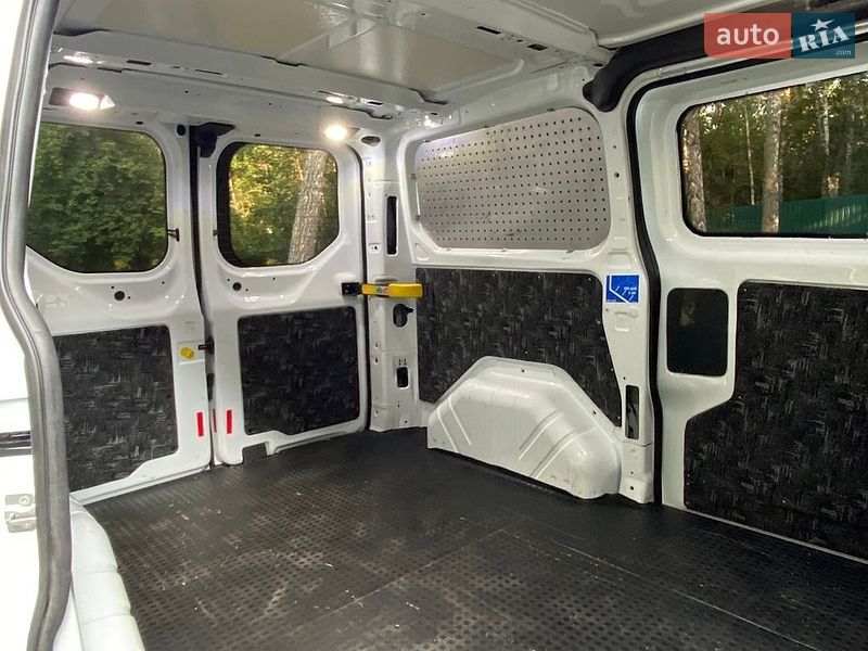 Грузовой фургон Ford Transit 2019 в Киеве