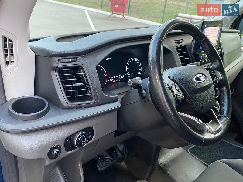 Грузовой фургон Ford Transit 2021 в Ирпене
