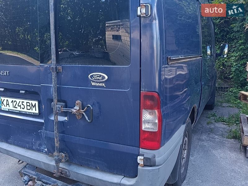 Вантажний фургон Ford Transit 2010 в Києві