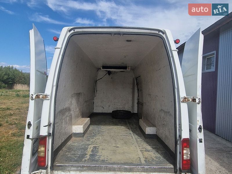 Вантажний фургон Ford Transit 2014 в Рівному