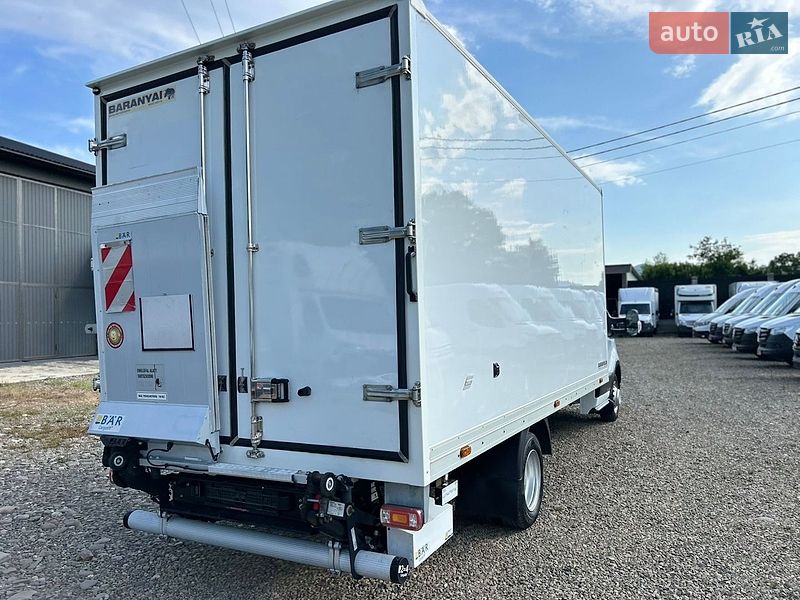 Грузовой фургон Ford Transit 2021 в Хусте
