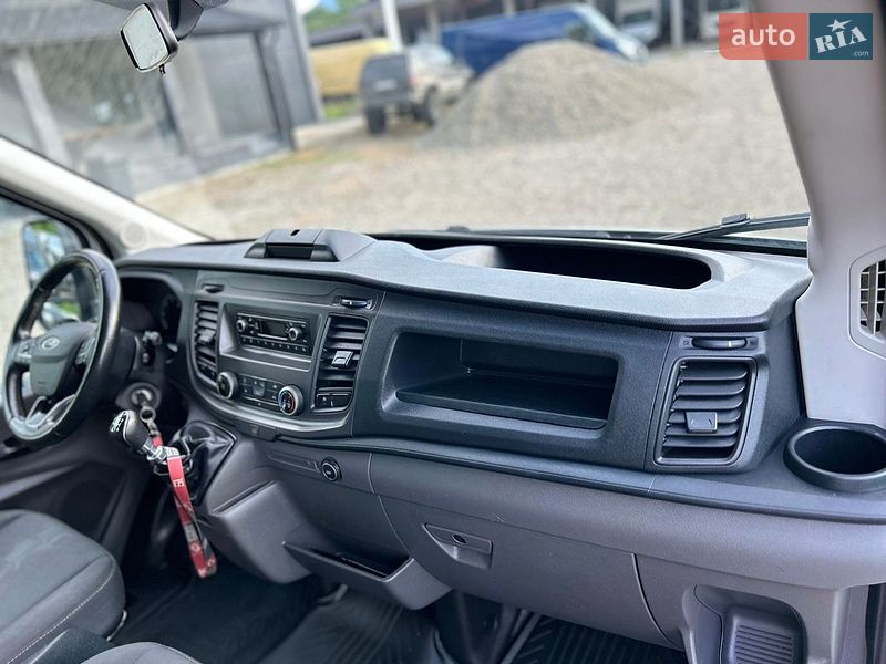 Грузовой фургон Ford Transit 2021 в Хусте