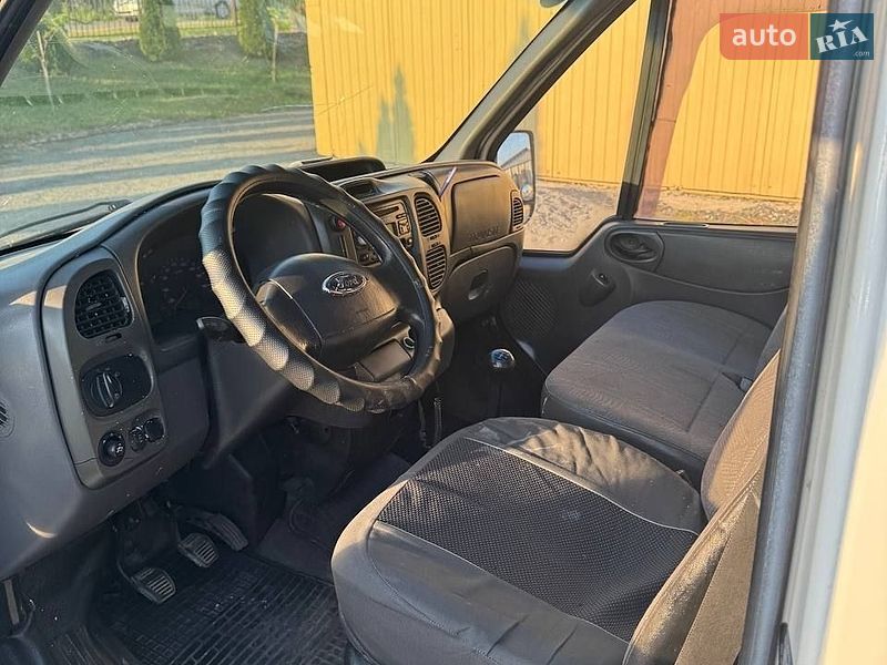 Микровэн Ford Transit 2003 в Кременце