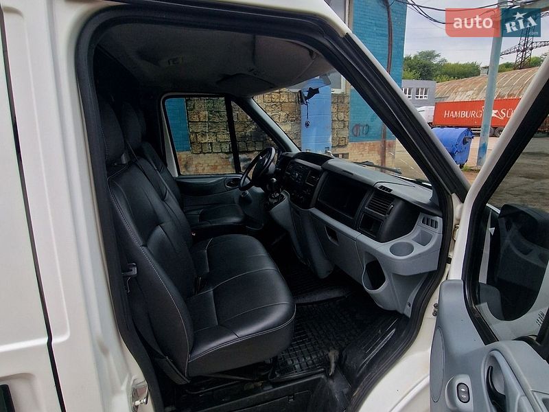 Грузовой фургон Ford Transit 2008 в Одессе
