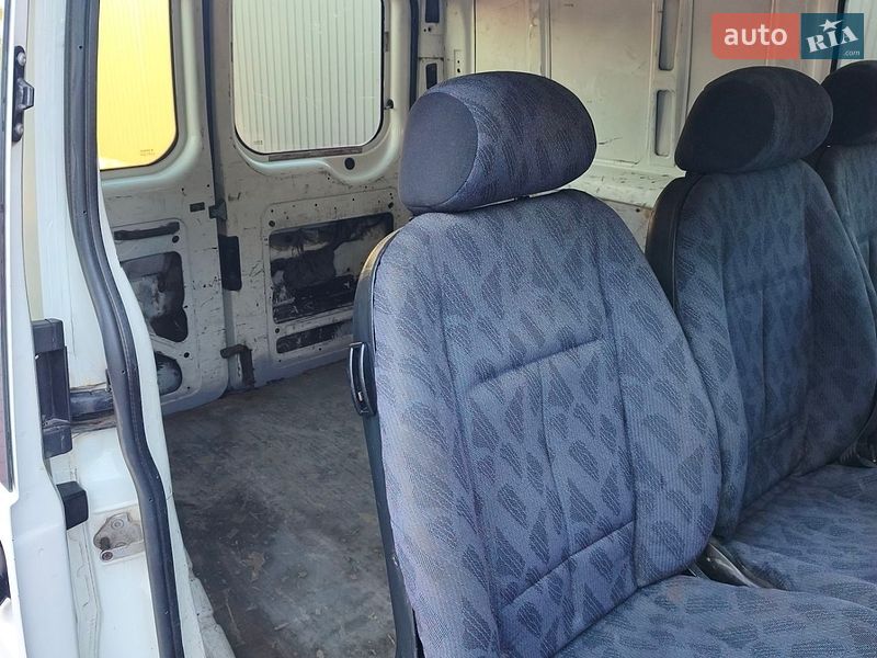 Микровэн Ford Transit 2004 в Сарнах