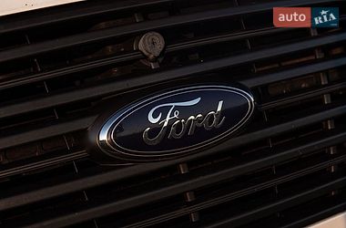 Вантажний фургон Ford Transit 2014 в Вінниці