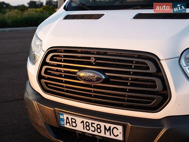 Вантажний фургон Ford Transit 2014 в Вінниці