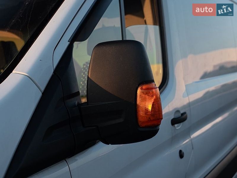 Вантажний фургон Ford Transit 2014 в Вінниці