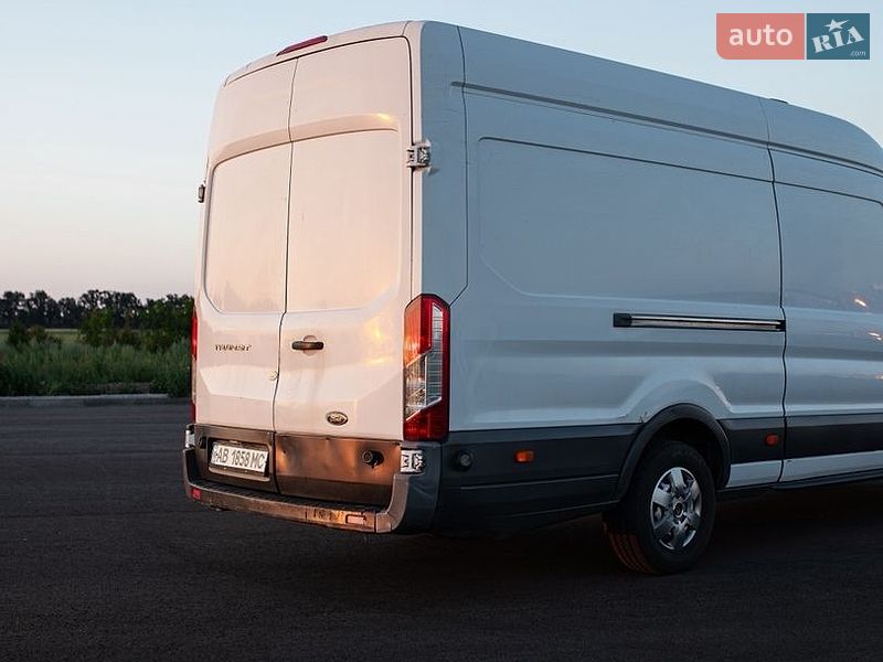 Вантажний фургон Ford Transit 2014 в Вінниці