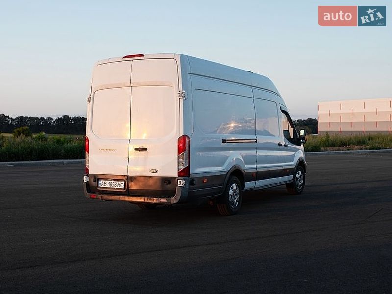 Вантажний фургон Ford Transit 2014 в Вінниці