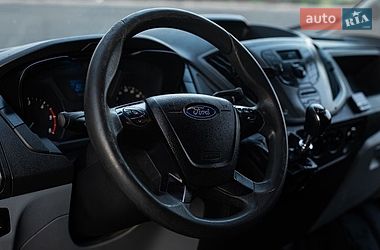 Вантажний фургон Ford Transit 2014 в Вінниці