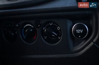 Вантажний фургон Ford Transit 2014 в Вінниці