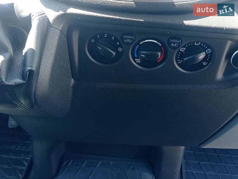 Вантажний фургон Ford Transit 2017 в Калуші