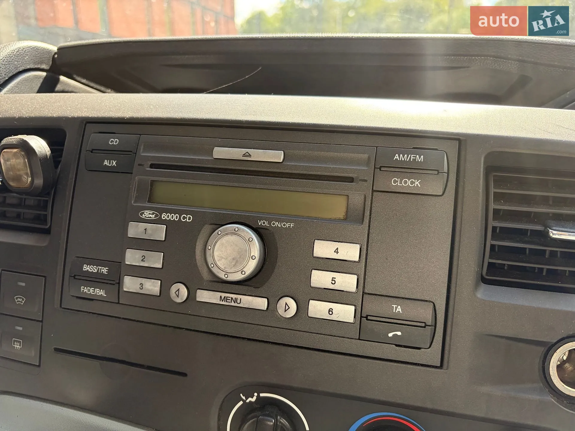 2011 Ford Transit Connect - мініатюра 22