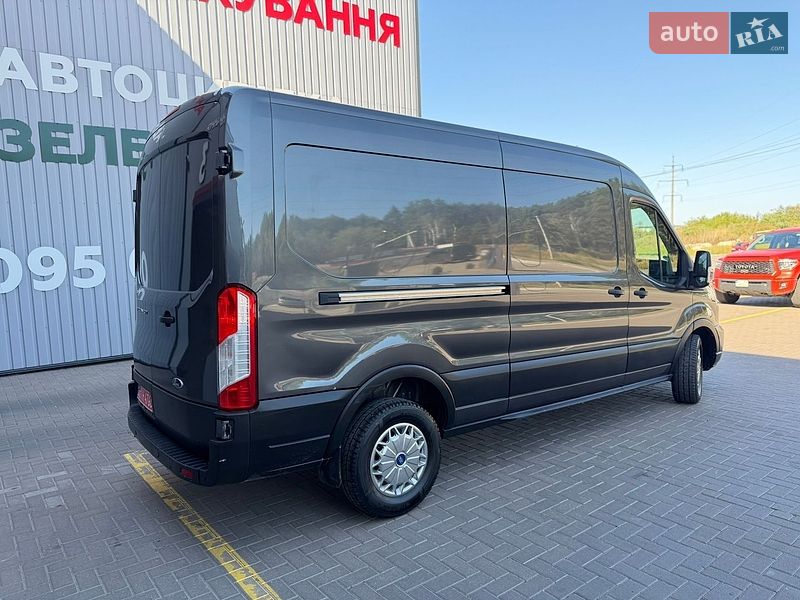 Вантажний фургон Ford Transit 2021 в Ірпені