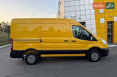 Вантажний фургон Ford Transit 2022 в Ірпені