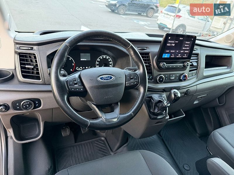 Вантажний фургон Ford Transit 2022 в Ірпені