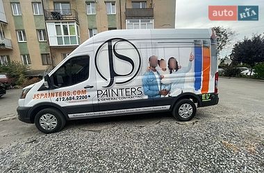 Вантажний фургон Ford Transit 2022 в Золочеві